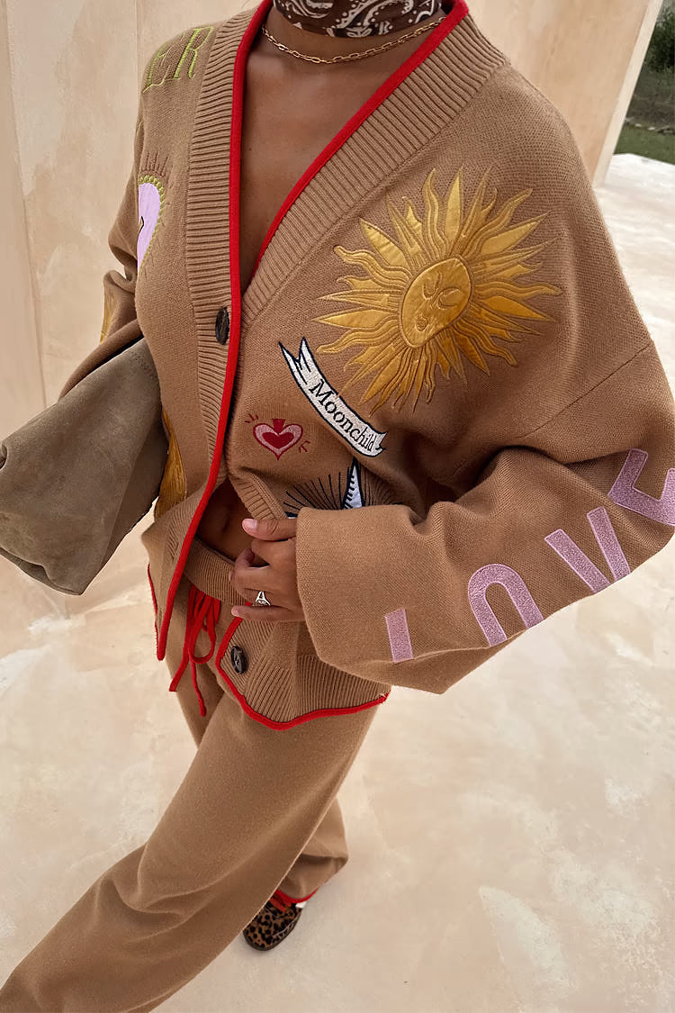 Lara / Cárdigan místico camello